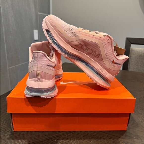 Women’s Nike Pegasus Premium - Picture 2 of 6